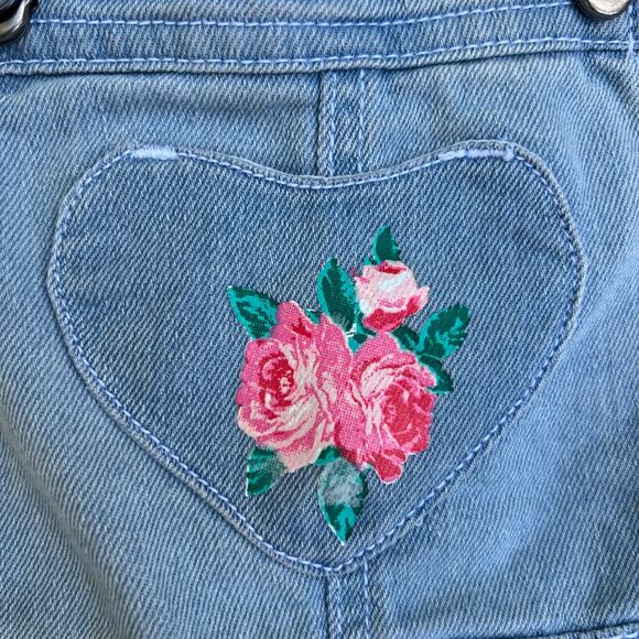 Betsey Johnson Denim Overall Dress 2T Floral Jumper Ruffle Skirt Red Rose Print - Picture 5 of 16